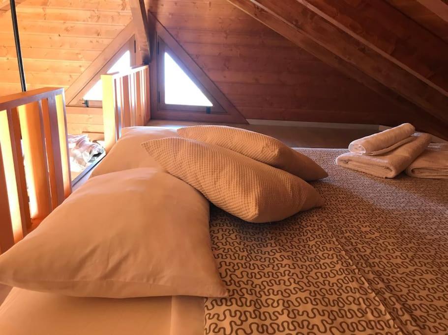 Cozy Mountain Chalet ลาโอโรตาวา ภายนอก รูปภาพ